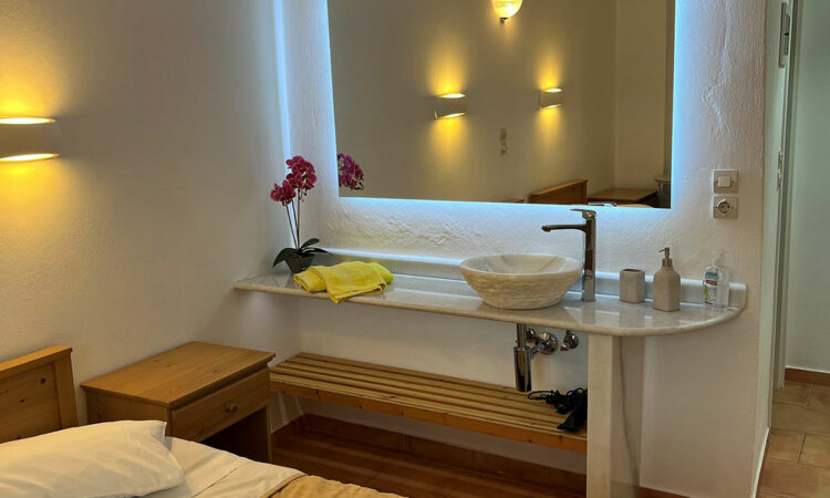 Room for 3 Galini Hotel Naoussa Paros Greece